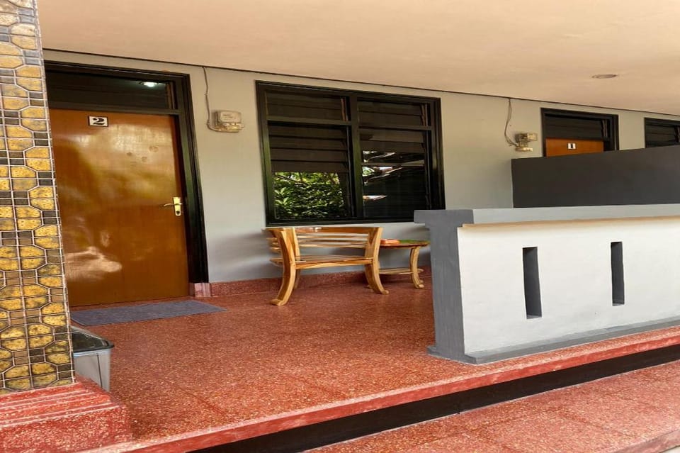 EXPRESS O 91590 Guest House Pondok Puspa Ayu Hotel in Kuta