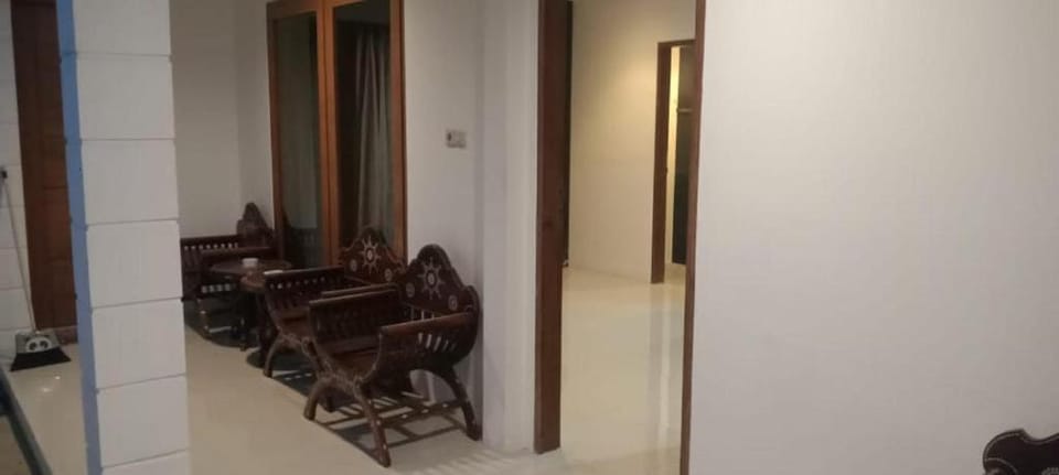 EXPRESS O 91581 Starla Spa & Home Stay Hotel in Pemenang