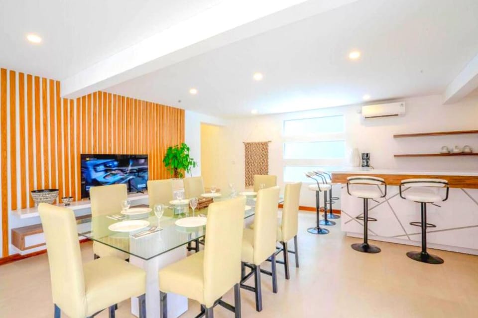 Luxury 4 BR Private Pool Villa at Seminyak #EZ41 Villa in North Kuta