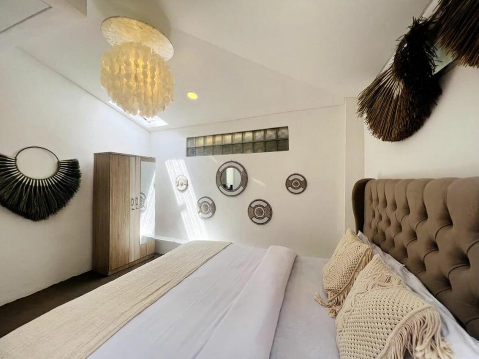 Luxury-Modern Villa 2 Bedroom Center Seminyak Villa in Kuta