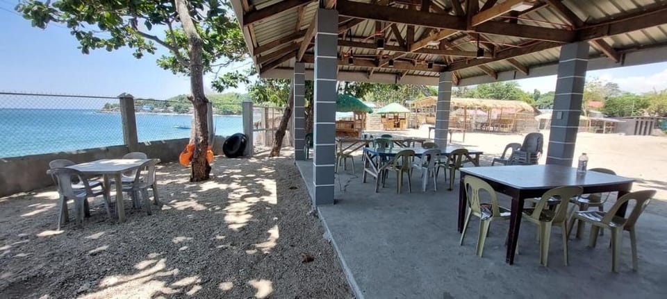 JCALM Beach Cottage Darigayos Cove, Luna, LU. Villa in La Union