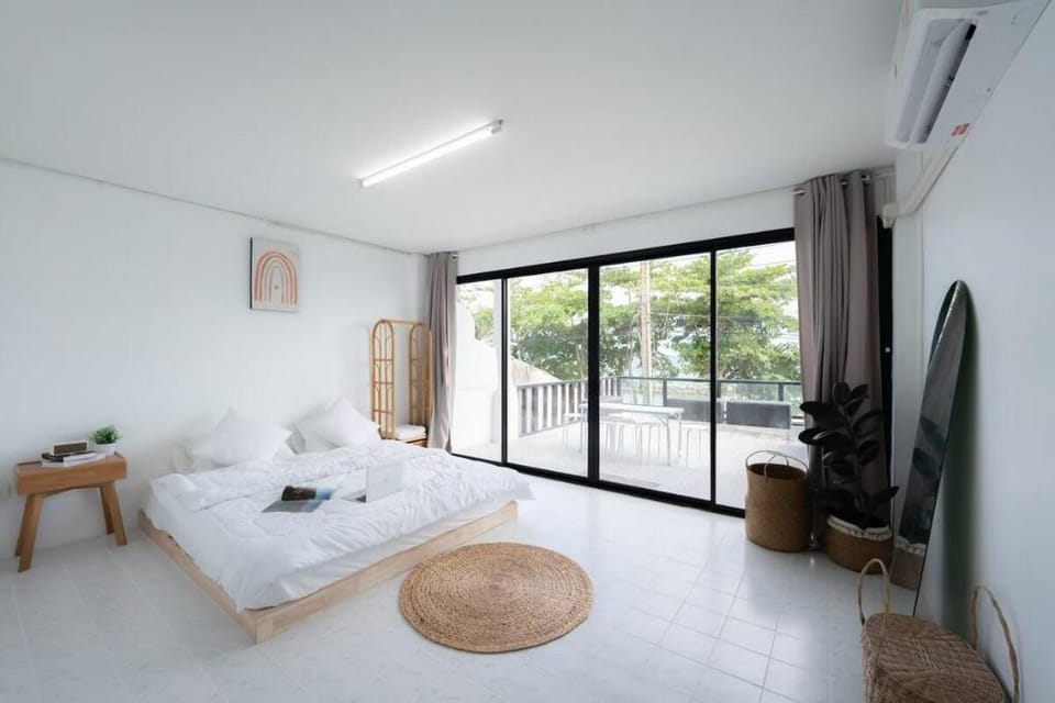 The White house seangchan Beach Vacation rental in Rayong, Mueang Rayong District, Rayong, Thailand