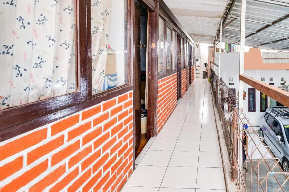 SPOT ON 91609 Pondok Mill's Syariah Hotel in Bandung