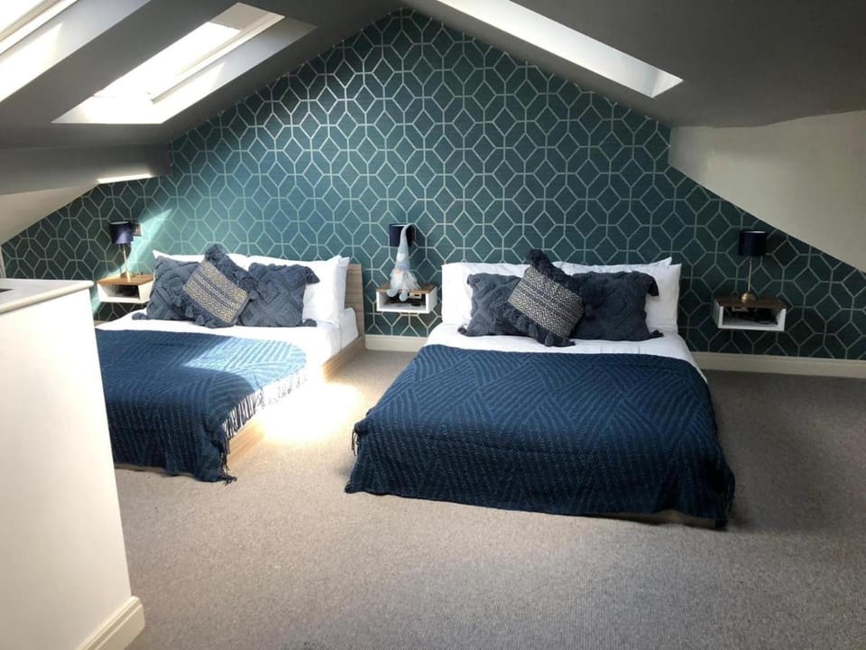 Ocean View Apartments - Belgravia - sleeps 8 Apartment in Blackpool