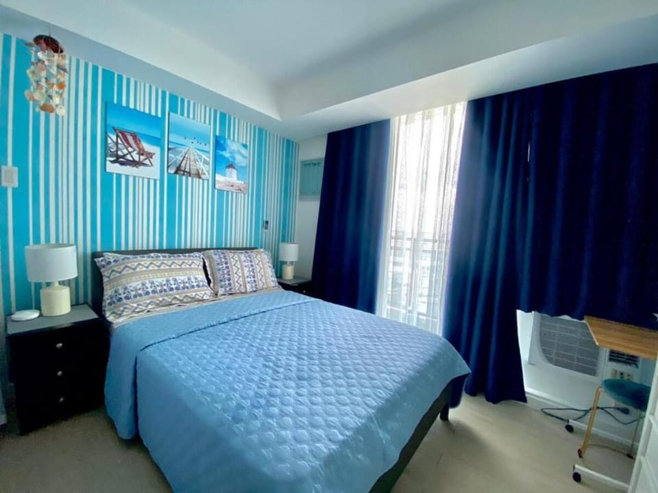 Fully furnished beach Inspired condo with Wi-fi Vacation rental in Paranaque