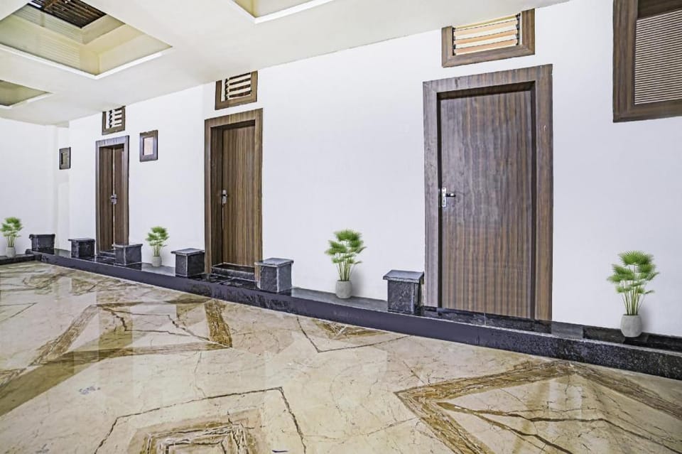Hotel O atithi in Garha Jabalpur Hotel in India
