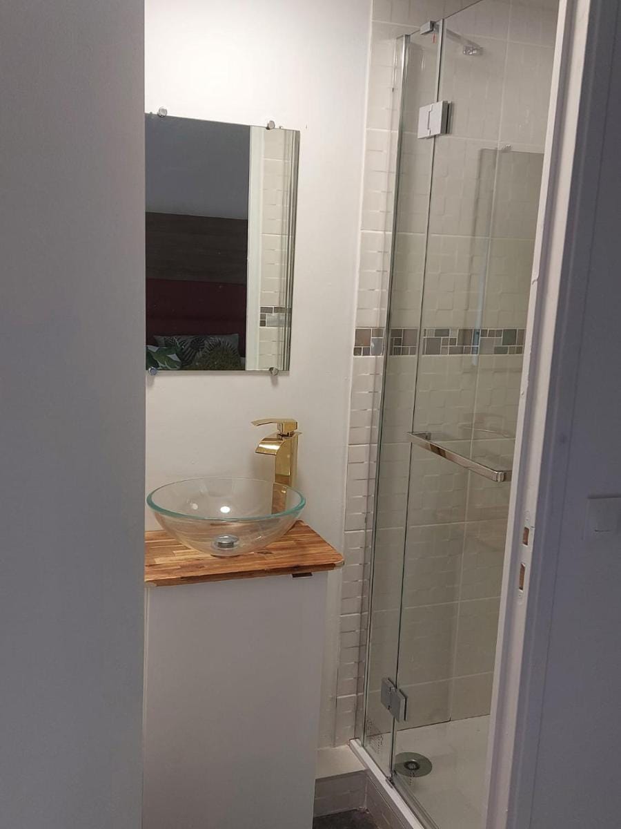 Happy Land Holliday residential Hotel in Saint-Denis, France
