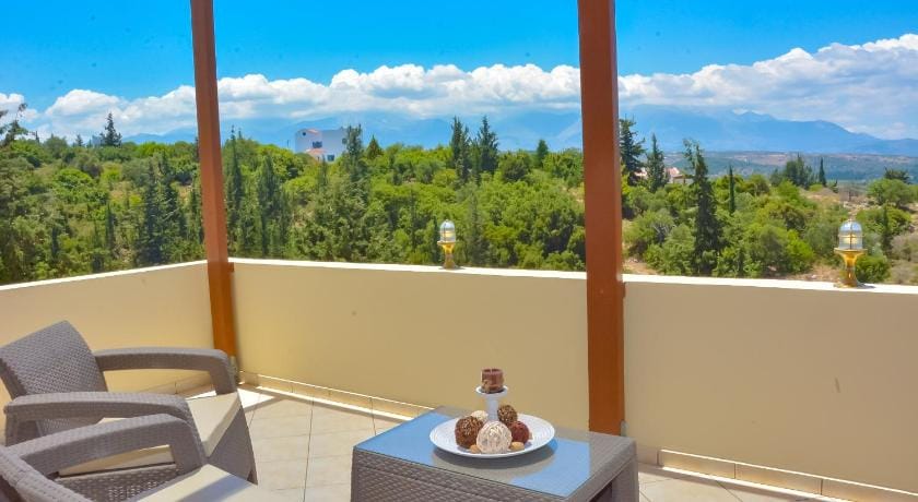 Sea View Three Bedroom Villa Giorgios Villa in Crete