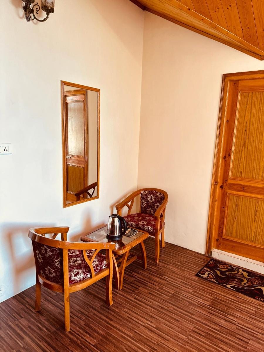 Divine Hills Mashobra Vacation rental in Himachal Pradesh