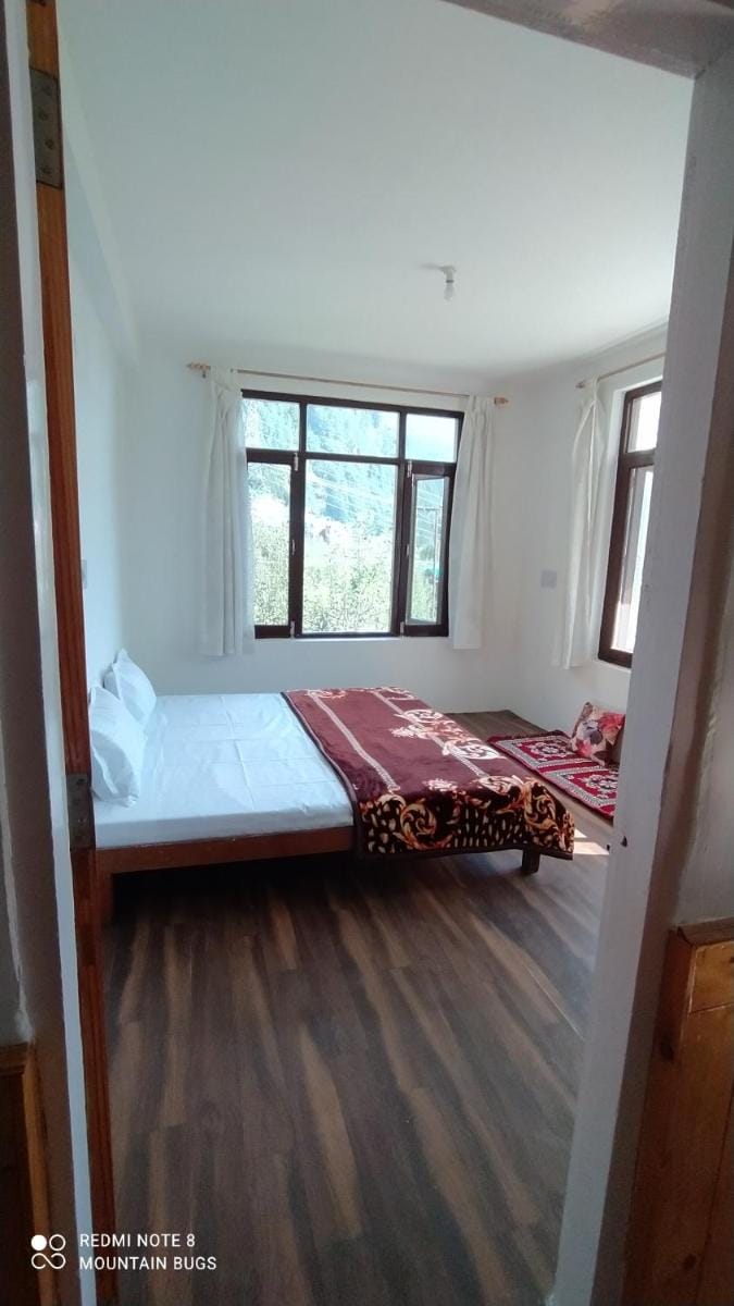 Green Acres Manali - A 2BHK Vacational House Apartment in Himachal Pradesh