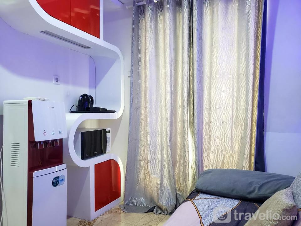 NiceComfort 2BR Belmont Residence Puri By Travelio Apartment in Jakarta