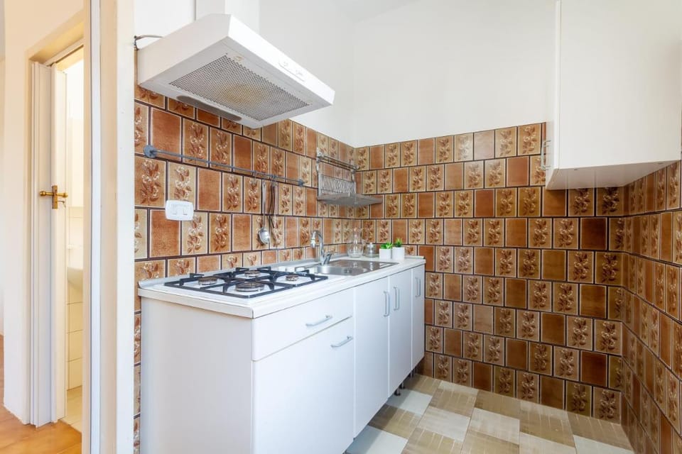 Porto Cesareo Air-conditioned Villa sleeps 12 Torre Lapillo Villa in Apulia