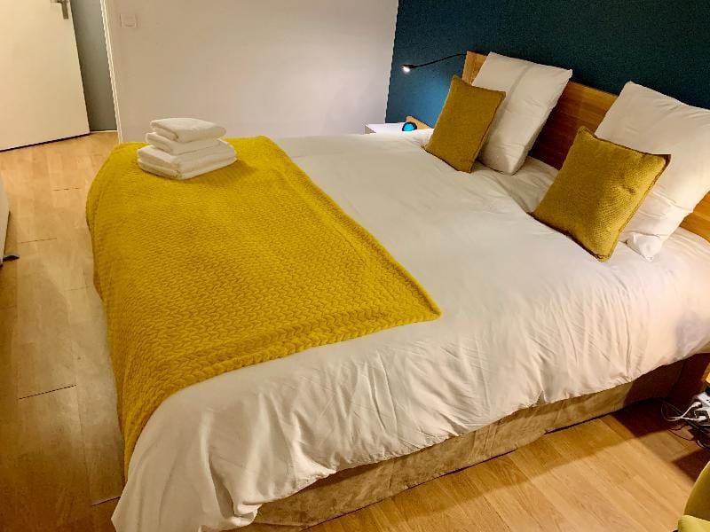 New Ideal for business travellers, digital nomads, couples tourism Apartment in Paris