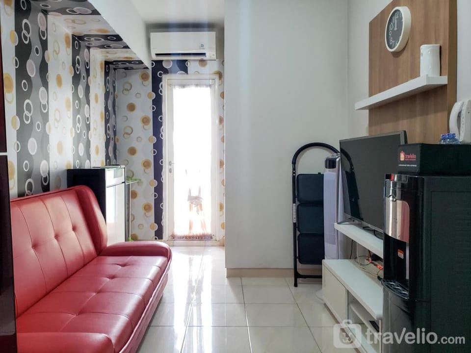 Comfort Live 2BR Springlake Summarecon By Travelio Apartment in West Java