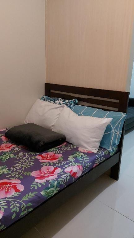 Sea Residences MOA by Queennie Apartment in Pasay