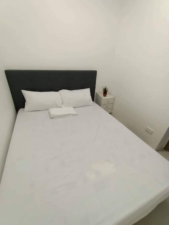 Relaxing feel-like hotel condo.  Apartment in Mandaluyong