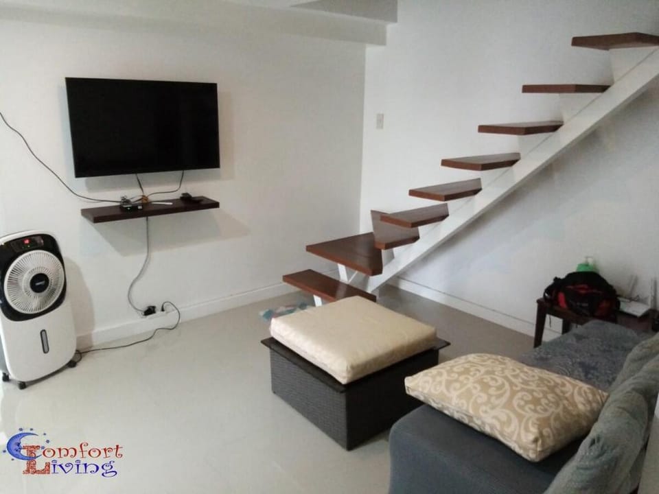 Tower B 2 BR loft-type  Fort Victoria BGC Vacation rental in Makati