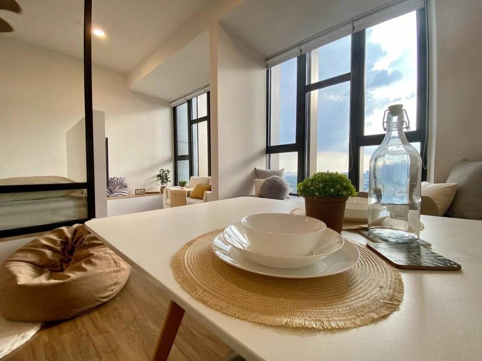 Cozy MUJI Studio Suites @ KLCC 【3pax】 Apartment in Federal Territory of Kuala Lumpur