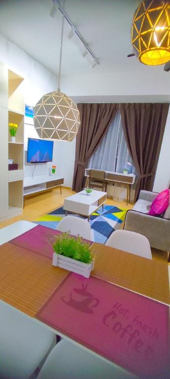 Kuantan Waterfront Studio with NETFLIX @ImperiumR Apartment in Pahang, Malaysia