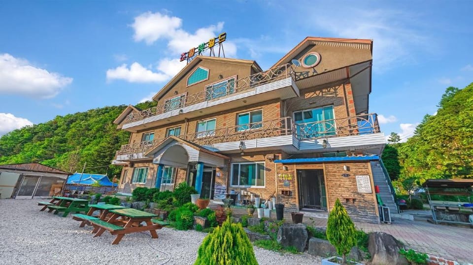 Gangchon Chocolate World Pension Vacation rental in Gyeonggi-do