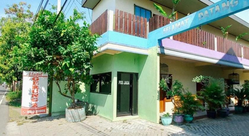 Hotel Gerung 2 near Luwes Mall Nganjuk Mitra RedDoorz Hotel in East Java