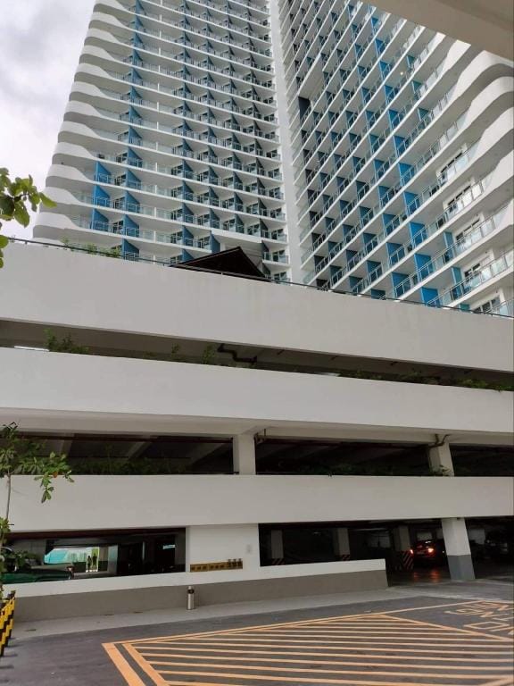 Azure North Pampanga Monaco Unit 2114 Apartment in Calabarzon