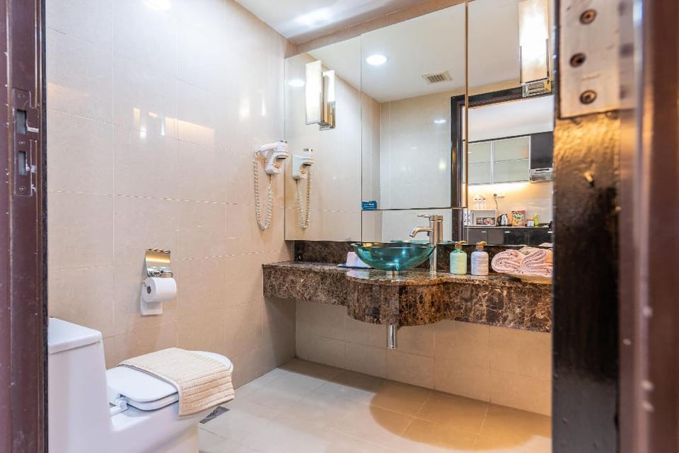 Sunway Lagoon Resort Suite (Lagoon View) Apartment in Subang Jaya