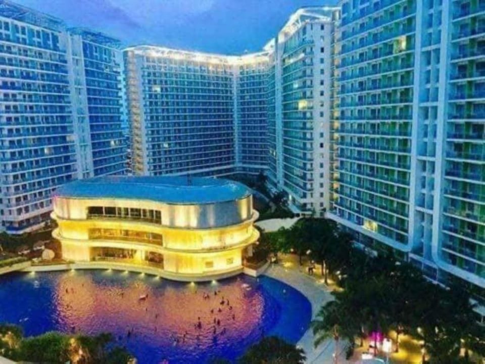 Azure Beach Residence C3 1br Near Sm Mall- Airport Apartment in Paranaque