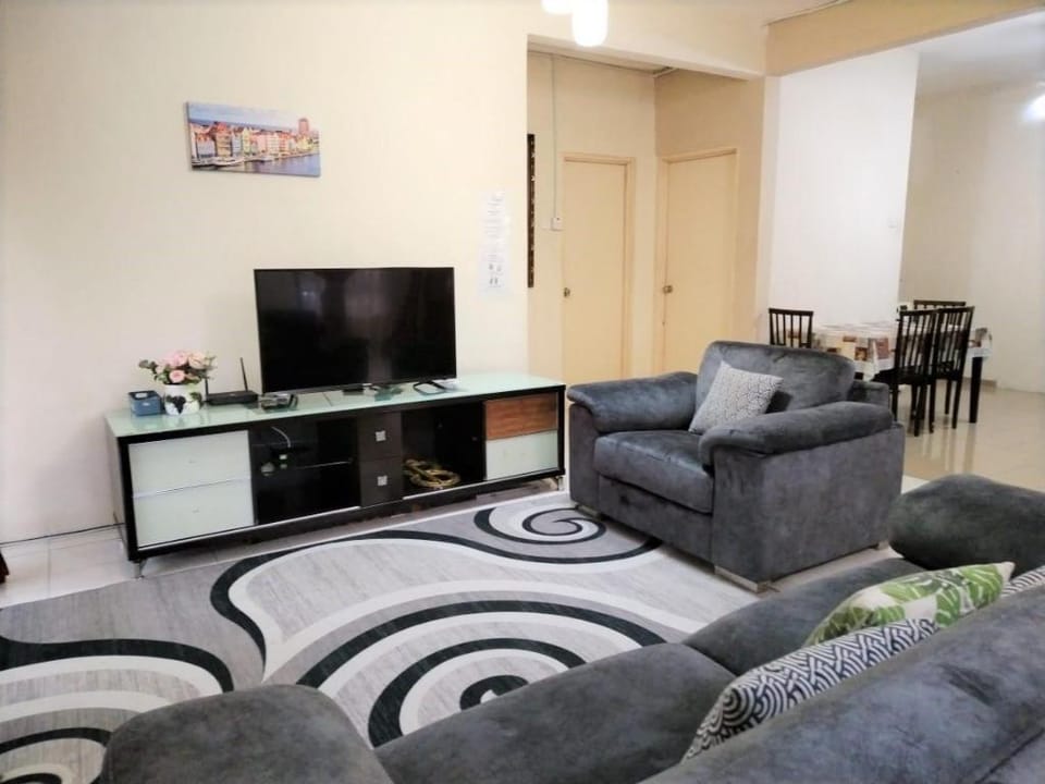 Homestay Near Bangi Wonderland, Bukit Mahkota Vacation rental in Negeri Sembilan, Malaysia