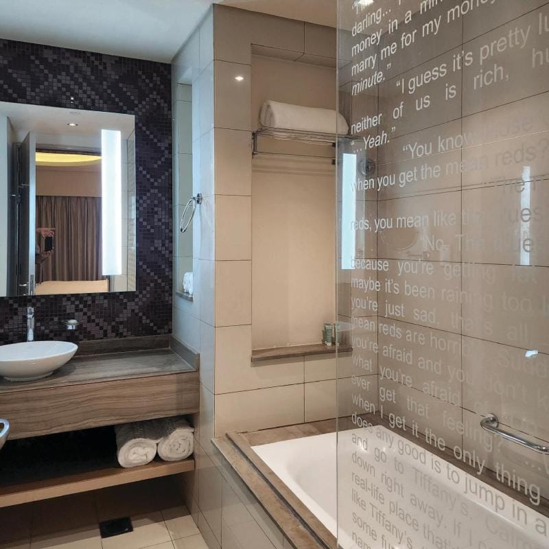 Quill Residence One Bedroom Apartment Burj View Apartment in Dubai