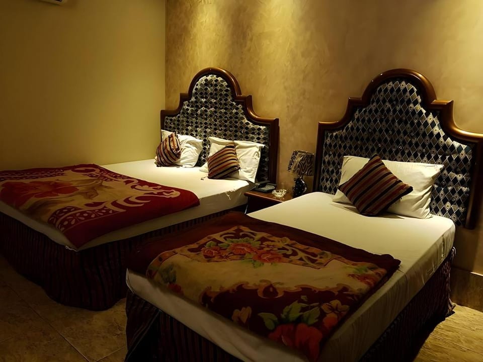 Al Karim Hotel Hotel in Sindh