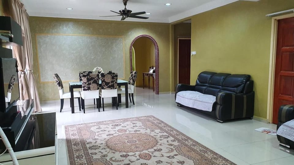Serendah Ammara Homestay Bungalow for Muslim Only Vacation rental in Selangor, Malaysia