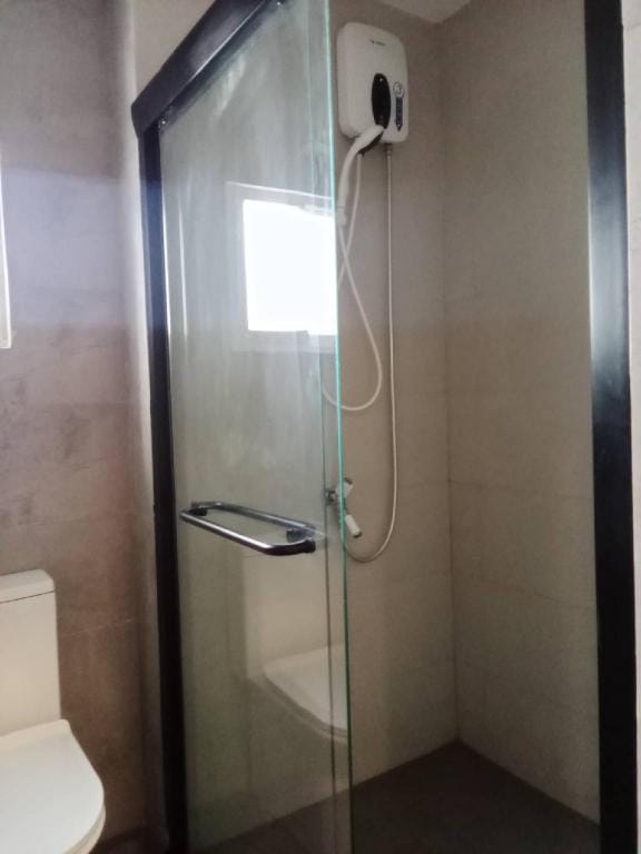 A's Azotea de Bohol  Studio Super Deluxe Quadro-18 Apartment in Tagbilaran City
