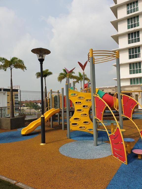 XXL Homestay 2 @ Akademik Suites in Austin Height Apartment in Johor Bahru