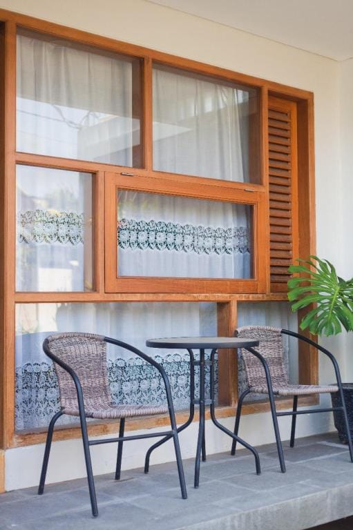 Ndalem Sardan 4 Bedrooms near JEC and Malioboro Villa in Yogyakarta