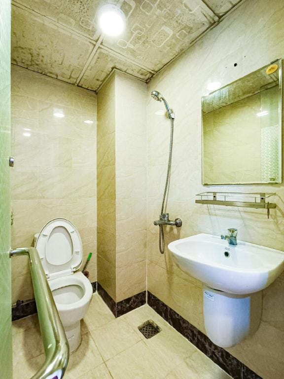 Phòng cho thuê ngắn hạng toà nhà EX Tân Bình Apartment in Ho Chi Minh City