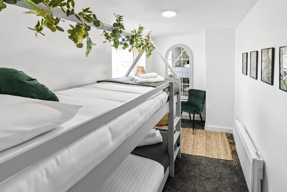 The Treehouse by STAMP SA Vacation rental in Blackpool