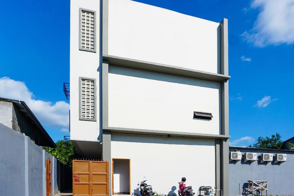 OYO 91648 Losari Homestay Hotel in Indonesia
