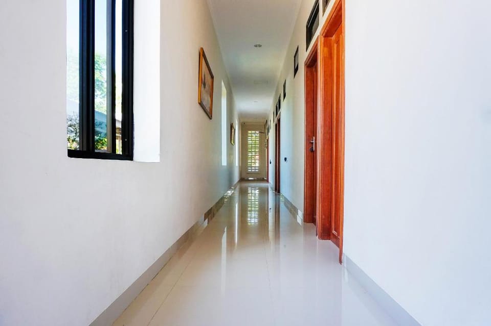 OYO 91648 Losari Homestay Hotel in Indonesia