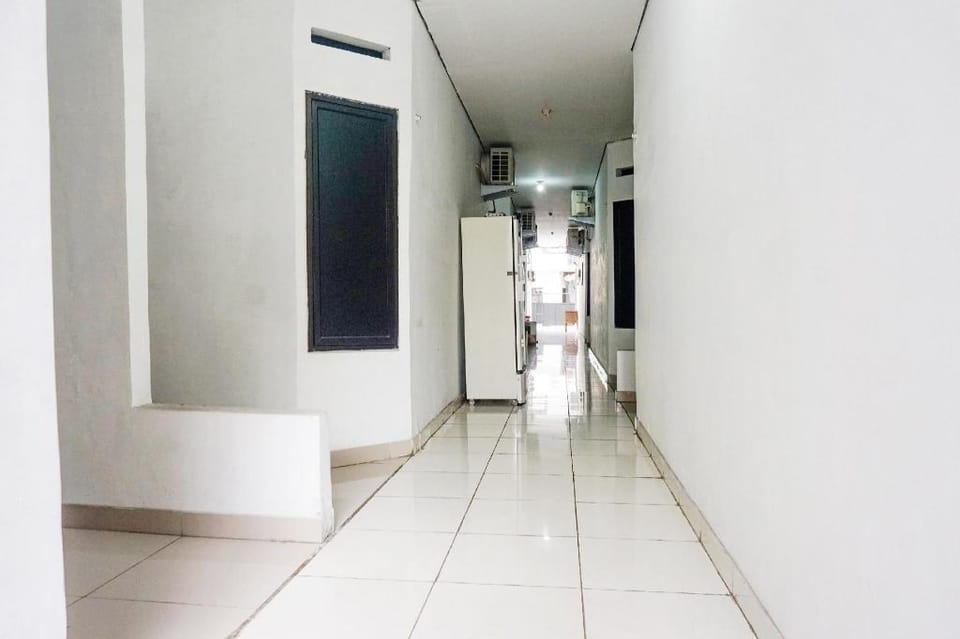 Hotel O Bintang Residence Hotel in South Jakarta City