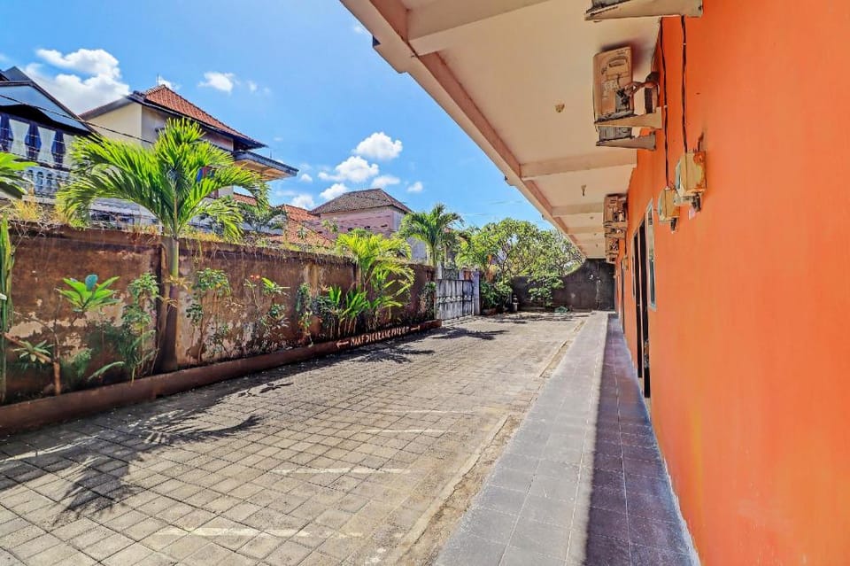 OYO 91628 Glogor Guest House Hotel in Denpasar