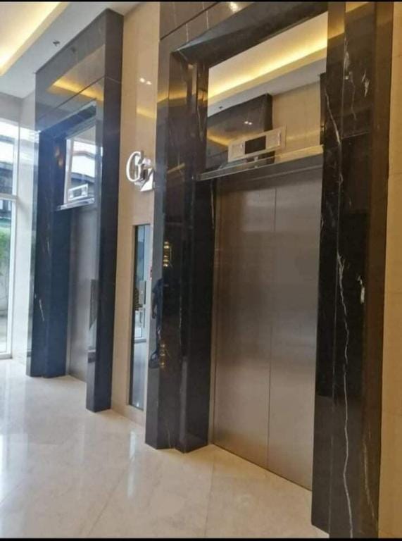 Lovely Staycation 5SYU(CenterCity) Fame Residences Vacation rental in Mandaluyong