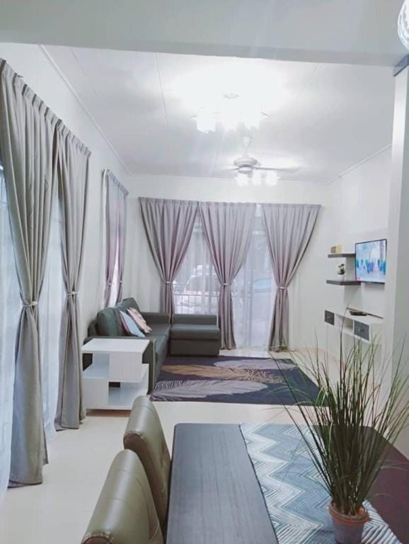 Sofea guest house kemaman Vacation rental in Terengganu, Malaysia