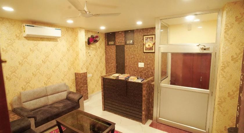 Anand Kanan Bed and Breakfast in Varanasi
