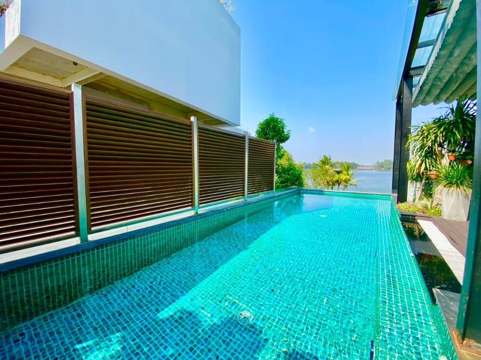 Luxury Villa 4 Rooms LX25 - Dai Lai Resort Villa in Laos