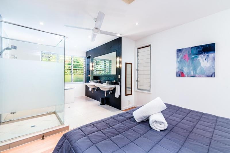 Luxury Family Home, Sunset Views - Heated Pool Vacation rental in Noosa Heads