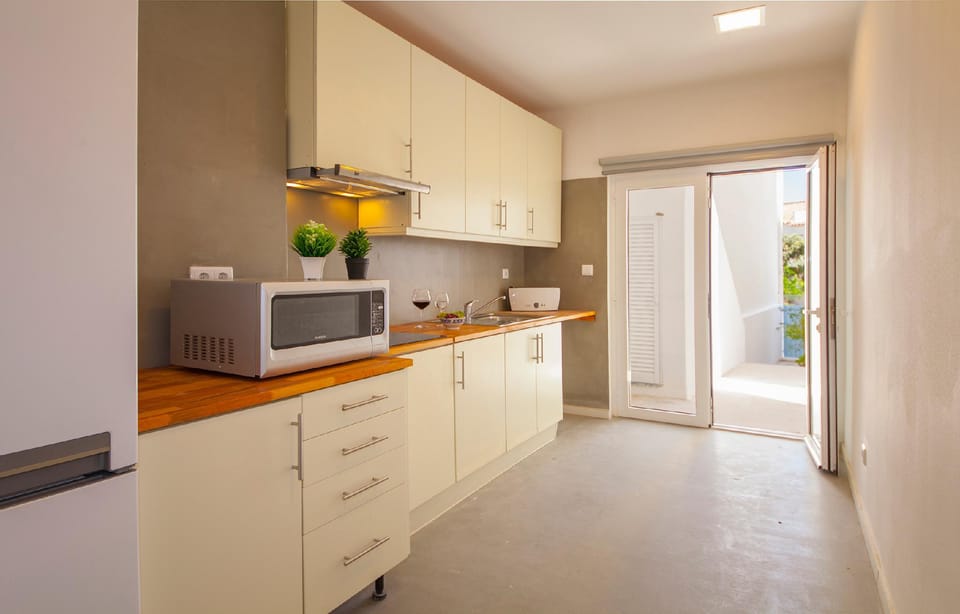 A30 - Tamar Ground-Floor Flat Apartment in Lagos