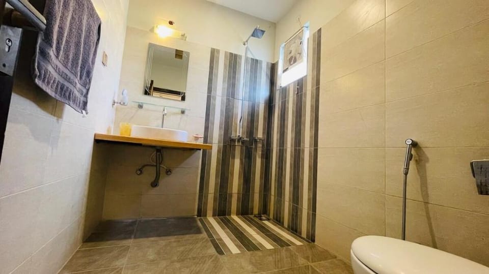 Pine Suite - 2 Bed Service Apartment, Murree Apartment in Punjab
