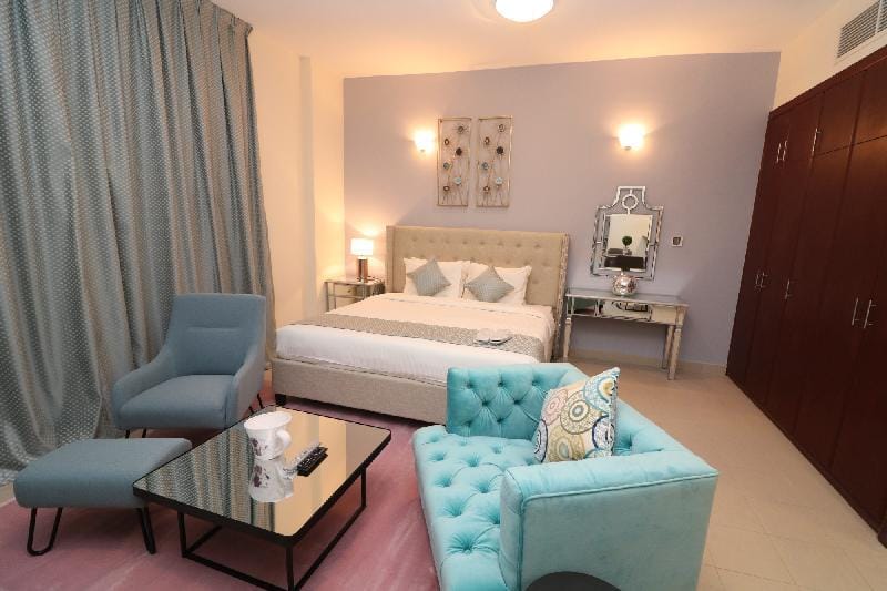 Spacious Studio Apt. in Cricket Tower- Sports City Apartment in Dubai