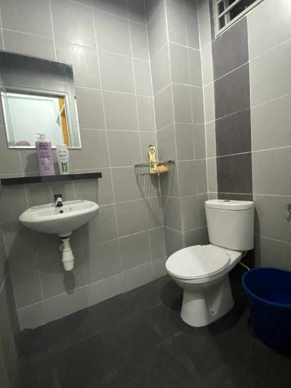 Shumey Midnight Studio Vacation rental in Perak